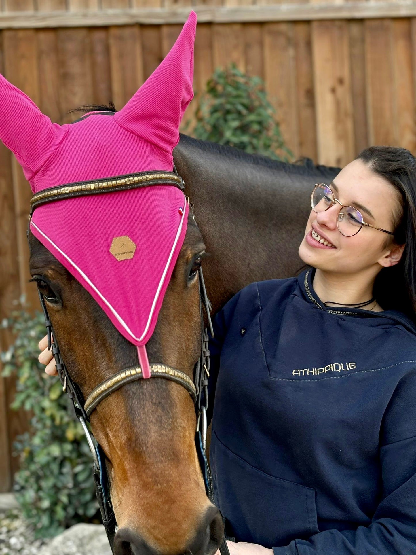 Bonnet cheval Fuchsia-coupe longue