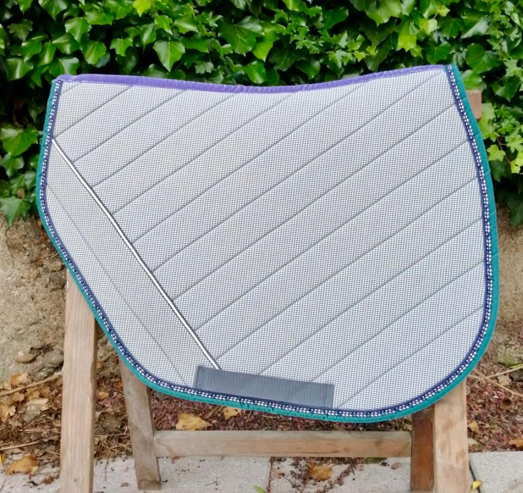 Tapis de selle sport gris-bleu