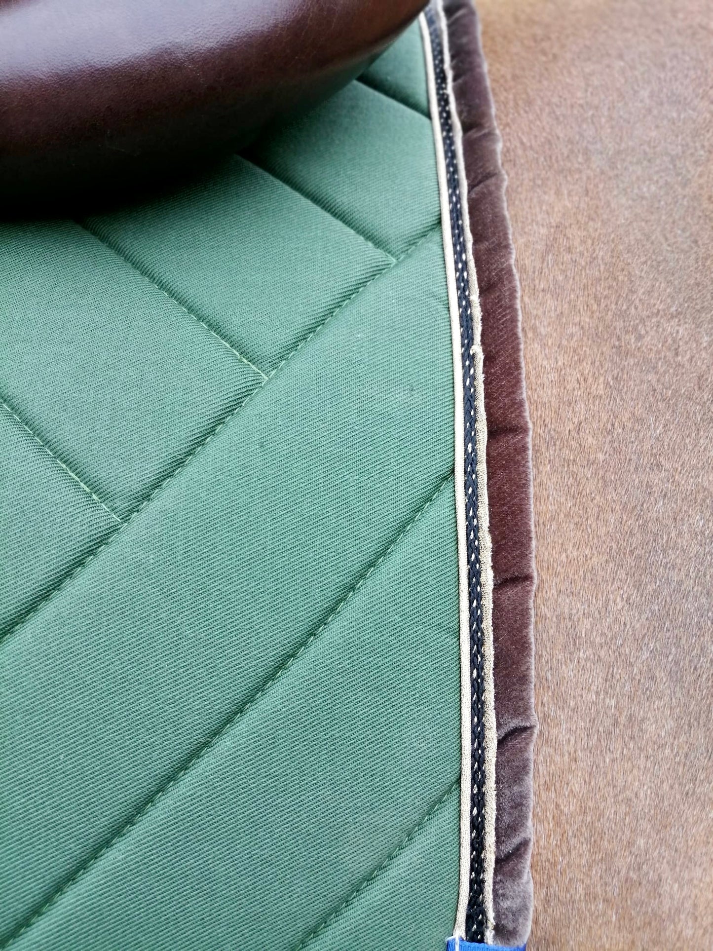 Tapis de selle vert uni Jumping